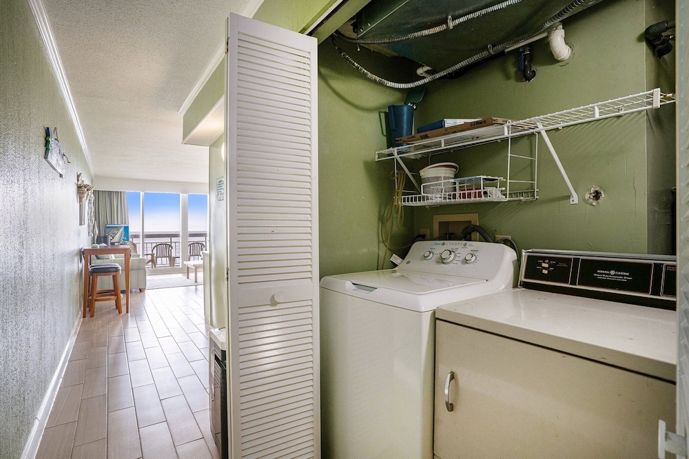 0710 Waters Edge Resort 1 Bedroom Condo by RedAwning - photo 23