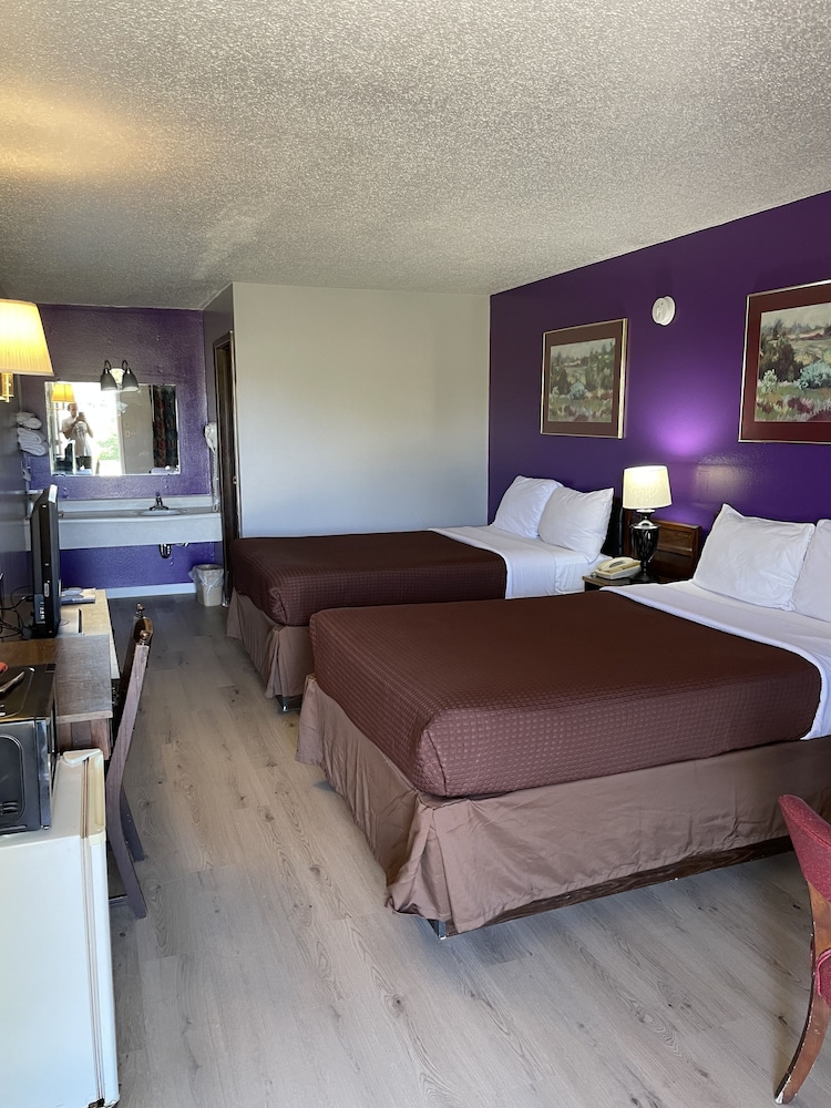 Budget Host Inn Greenup - photo 41
