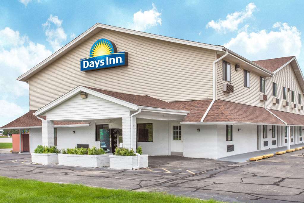 Days Inn by Wyndham Farmer City - featured photo