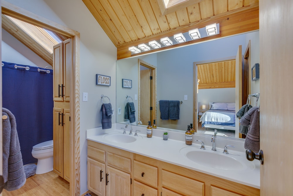 3 Mi to Ski Resort: Spacious Angel Fire Retreat - photo 6