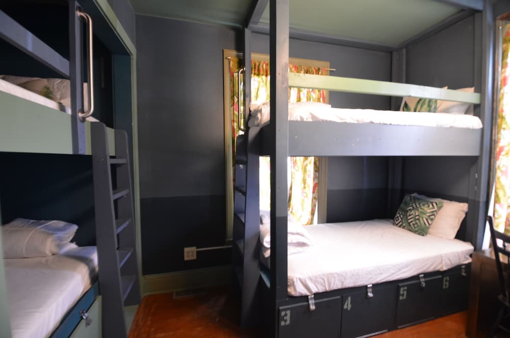 Michie Hostel - photo 2