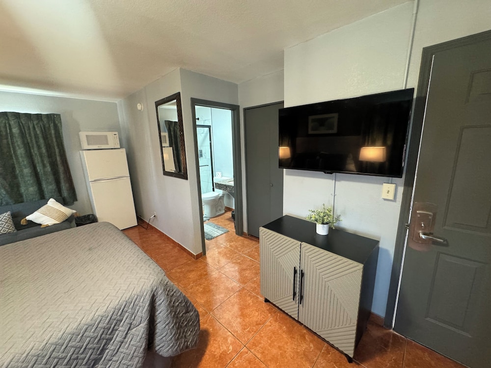Rawls Motel Near Phoenix Airport - photo 4