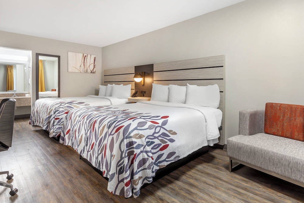 Red Roof Inn Dunn - photo 15