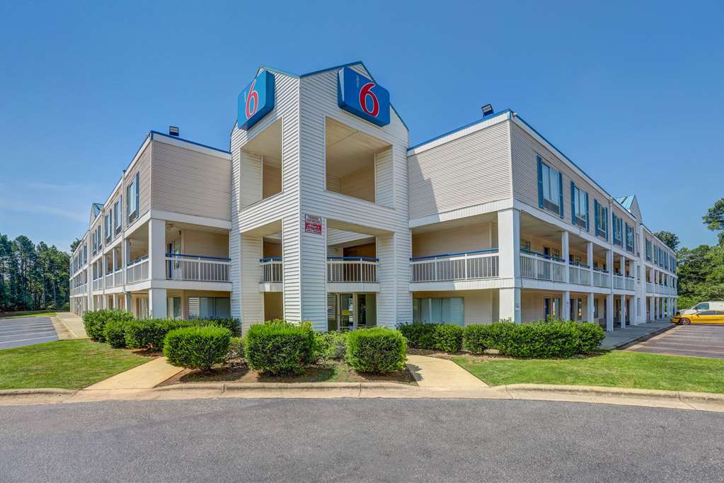 Motel 6 Raleigh NC North - photo 3