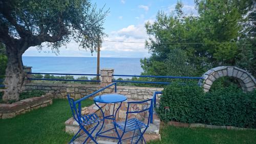 Villa Tasos Koutsoubos — 4-Star Luxury Hotel in Koroni, Greece