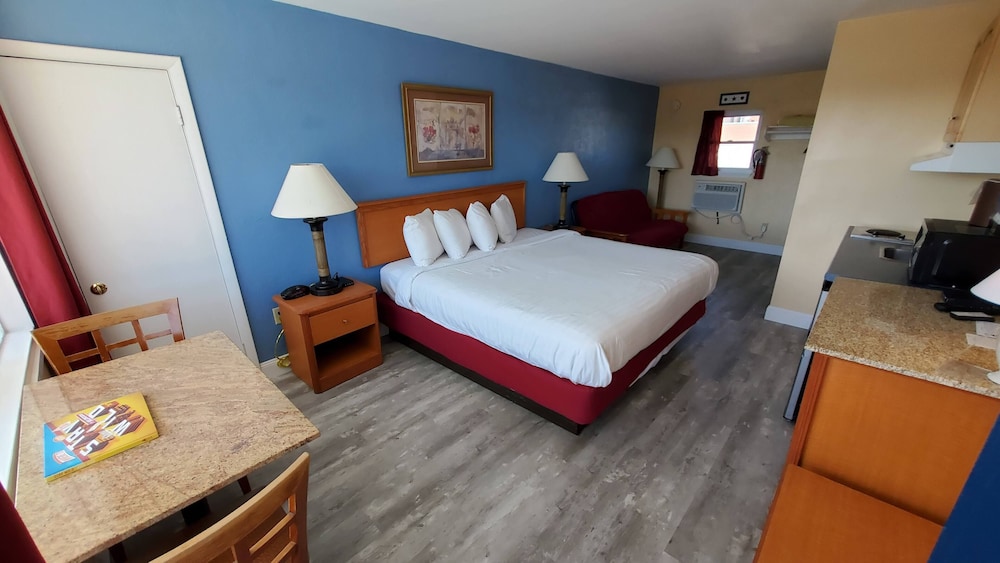 Sandbox Motel - photo 7