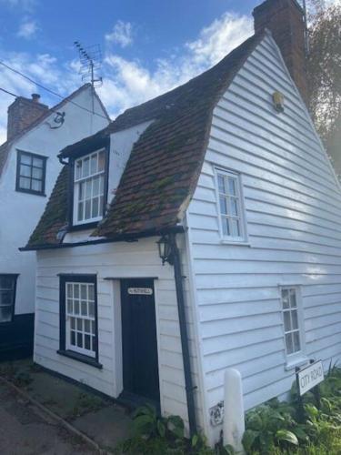 The Nutshell - carbon neutral hotel in West Mersea