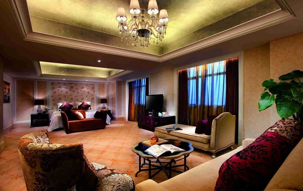 Guangdong Hotel — hotel in Zhengzhou