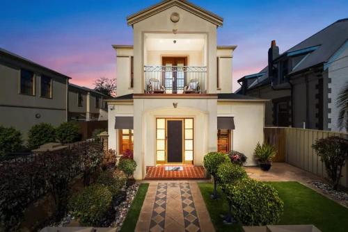 Beach Bay Modern Family Stay Glenelg North — Glenelg