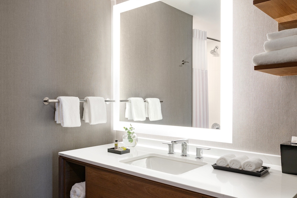 Staybridge Suites Rochester Mayo Clinic Area by IHG - photo 42