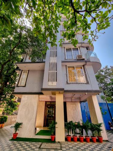 Home2 Suites and Service Apartments Mumbai Airport