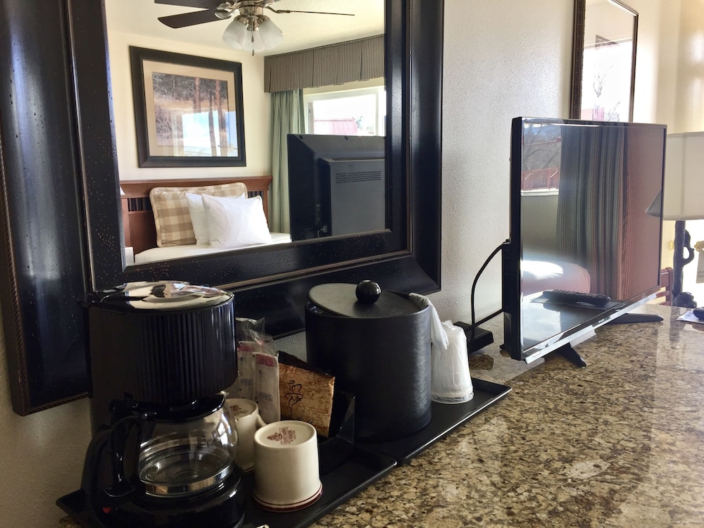 Parkview Inn Motel - photo 23