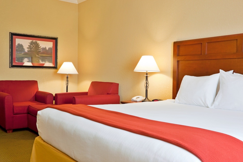 Holiday Inn Express Salado Belton by IHG - photo 8