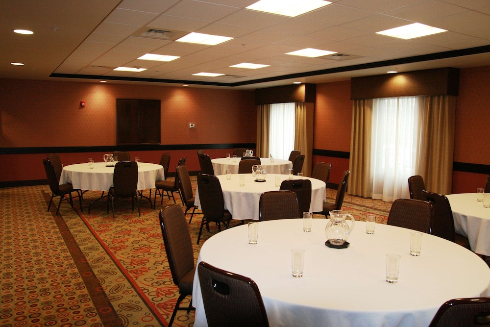 Hampton Inn & Suites Spokane Valley - photo 41