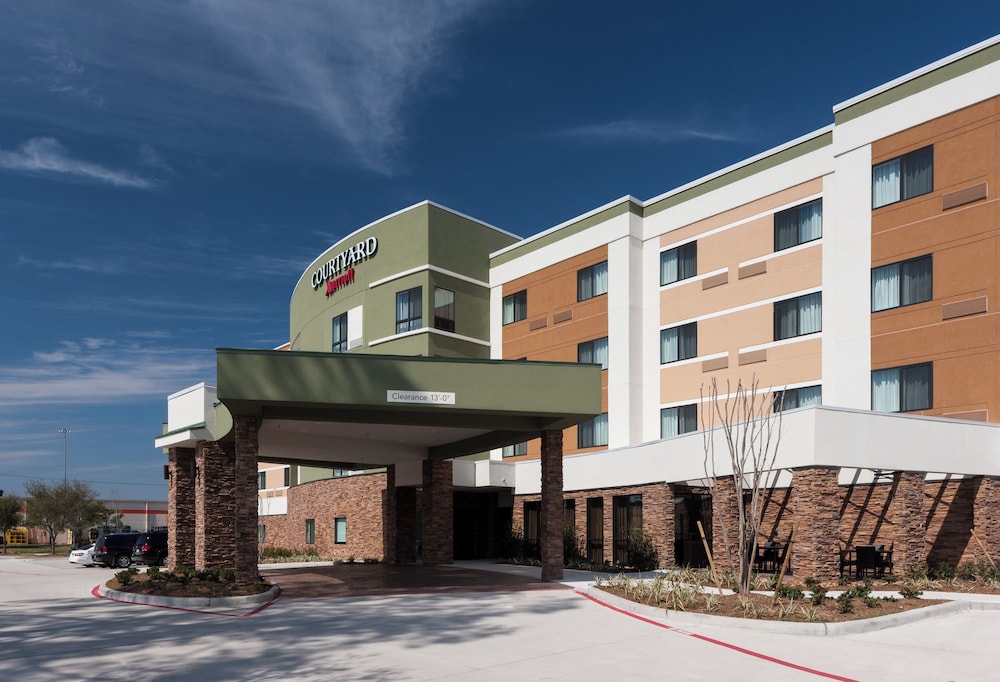 Courtyard by Marriott Houston North Shenandoah - photo 27