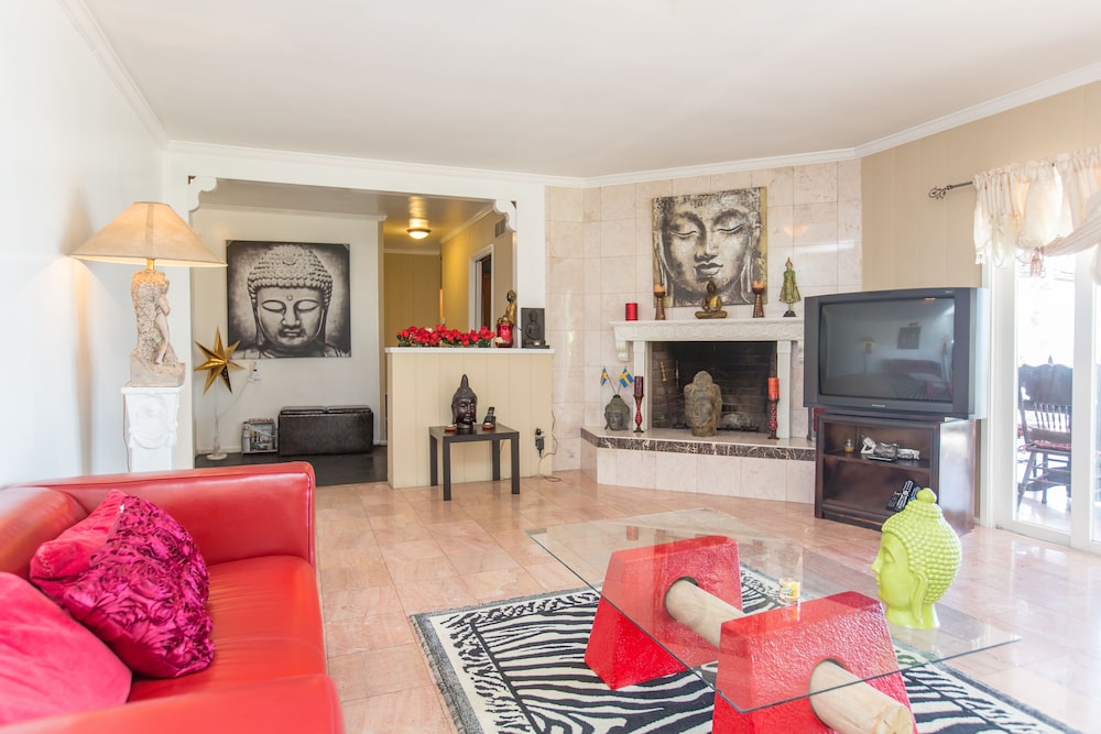 Bel Air Villa 3 Bedrooms Celebrity Area — 4-Star Luxury Hotel in Los Angeles, United States