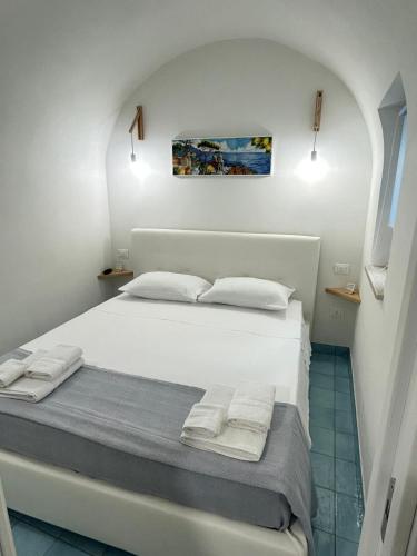 Sun Home — 4-Star Luxury Hotel in Vietri Sul Mare, Italy