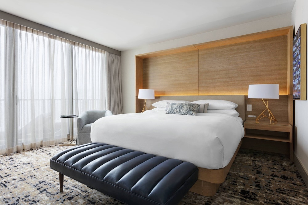 Marriott Virginia Beach Oceanfront Resort - photo 14
