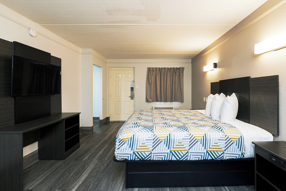 Motel 6 Baytown TX Garth Rd - photo 12