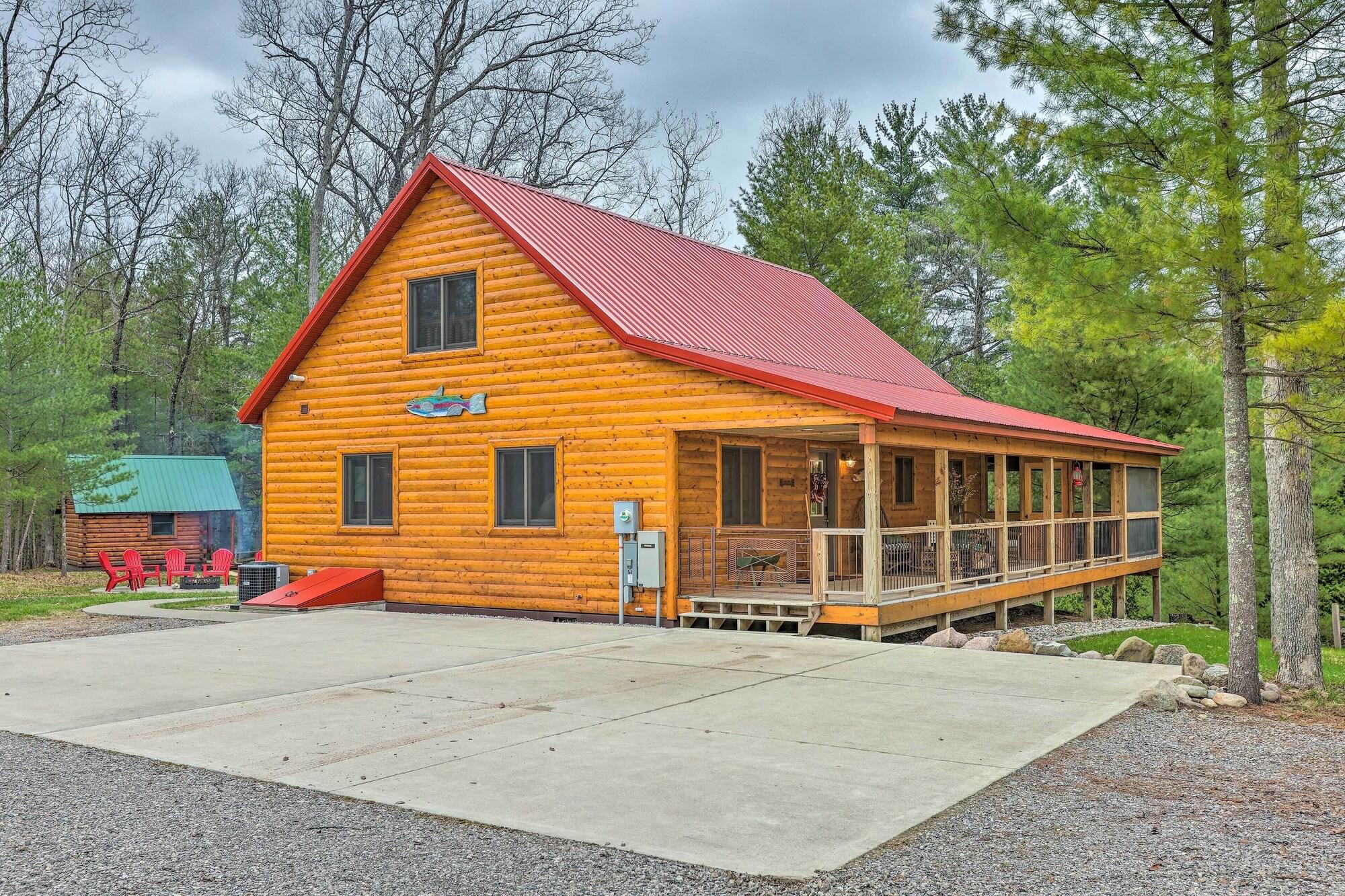 Steelhead Lodge Double J River Camp — 4-Star Luxury Hotel in Branch, United States