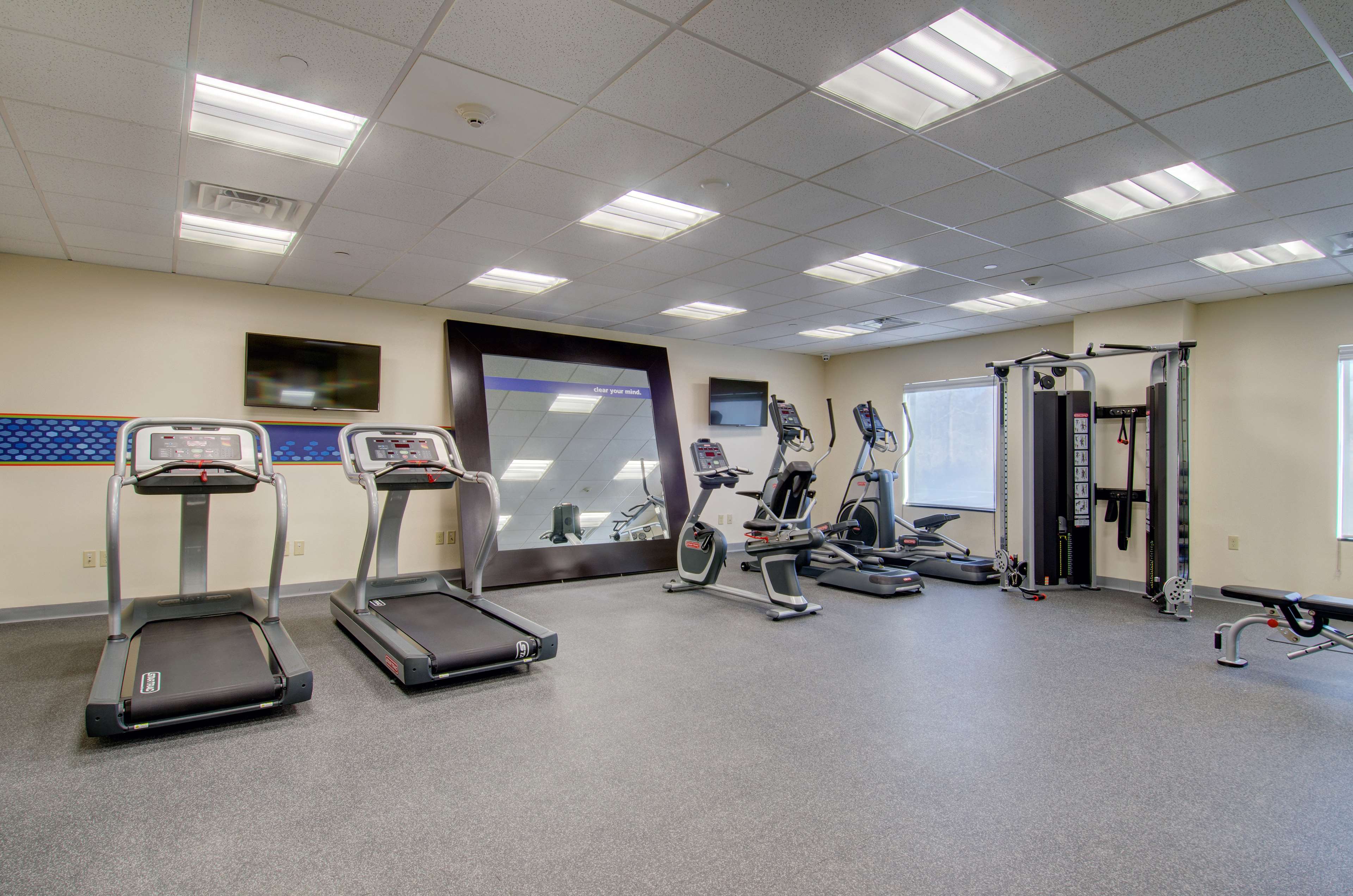 Hampton Inn & Suites Boston Stoughton - photo 13