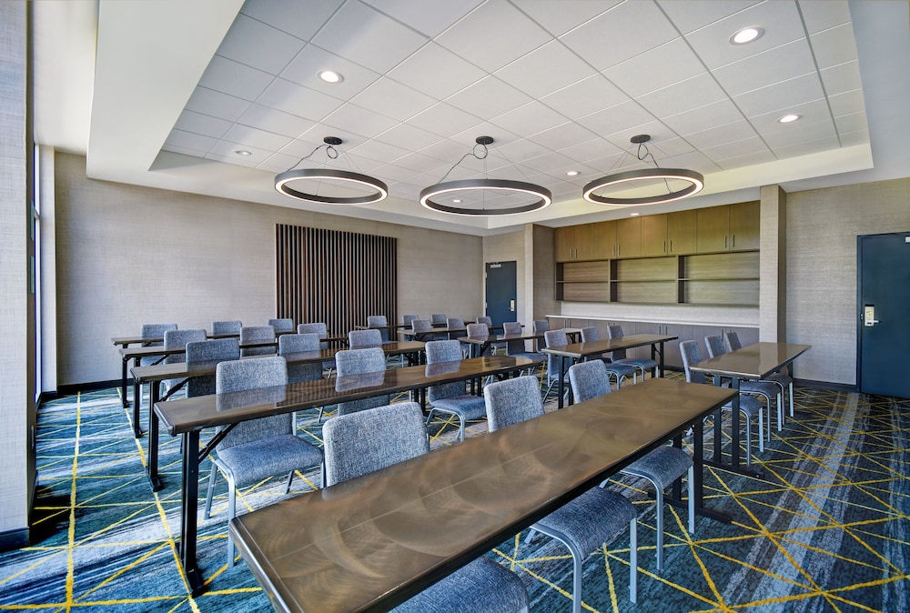 Holiday Inn Grand Rapids North Walker by IHG - photo 45