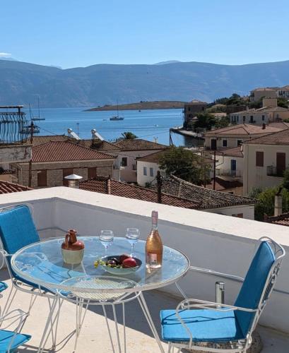 Galaxidi Authentic Rooftop House — 4-Star Luxury Hotel in Galaxidhion, Greece