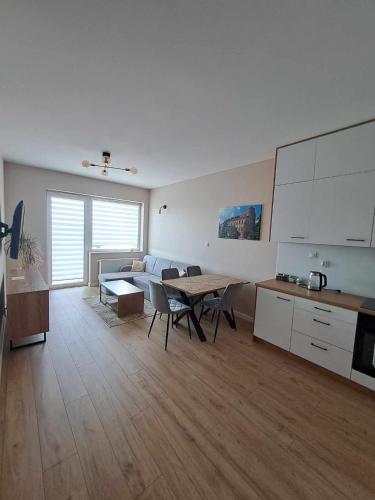 Apartament D Uga Uniejow 19039178 — Uniejow