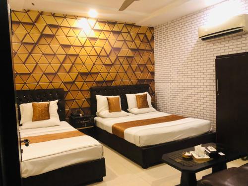 Hotel Tulip Inn — 4-Star Luxury Hotel in Lahore, Pakistan