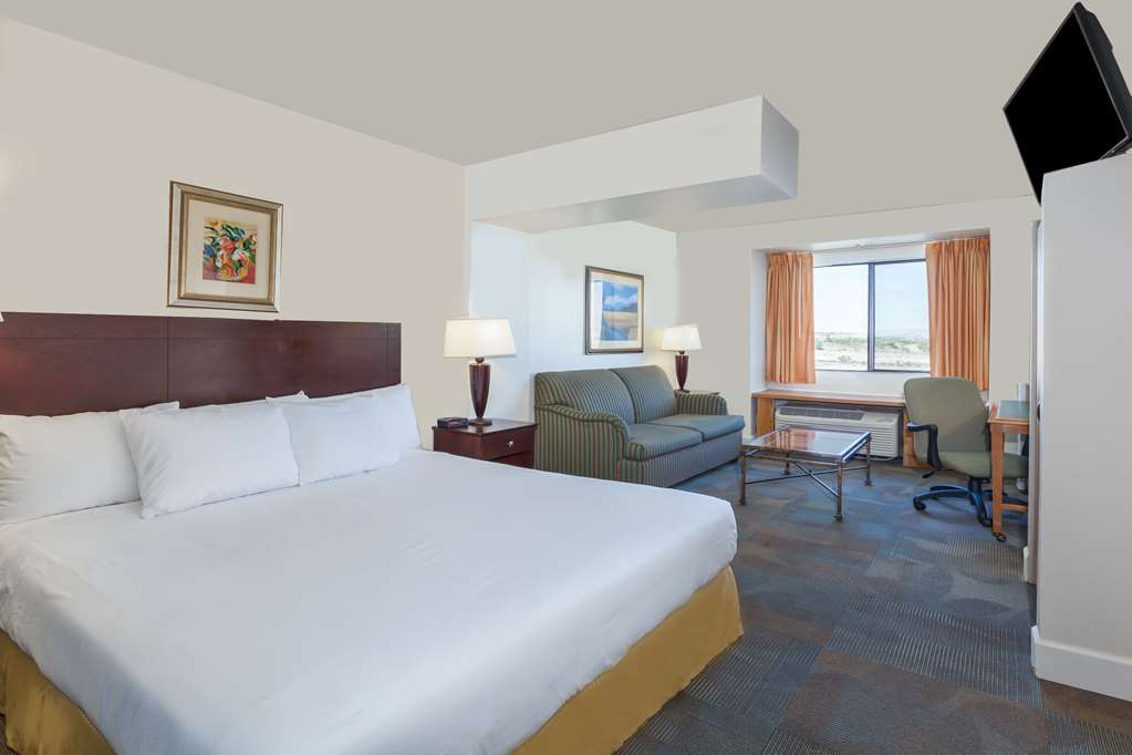 Days Inn by Wyndham Camp Verde Arizona - photo 26