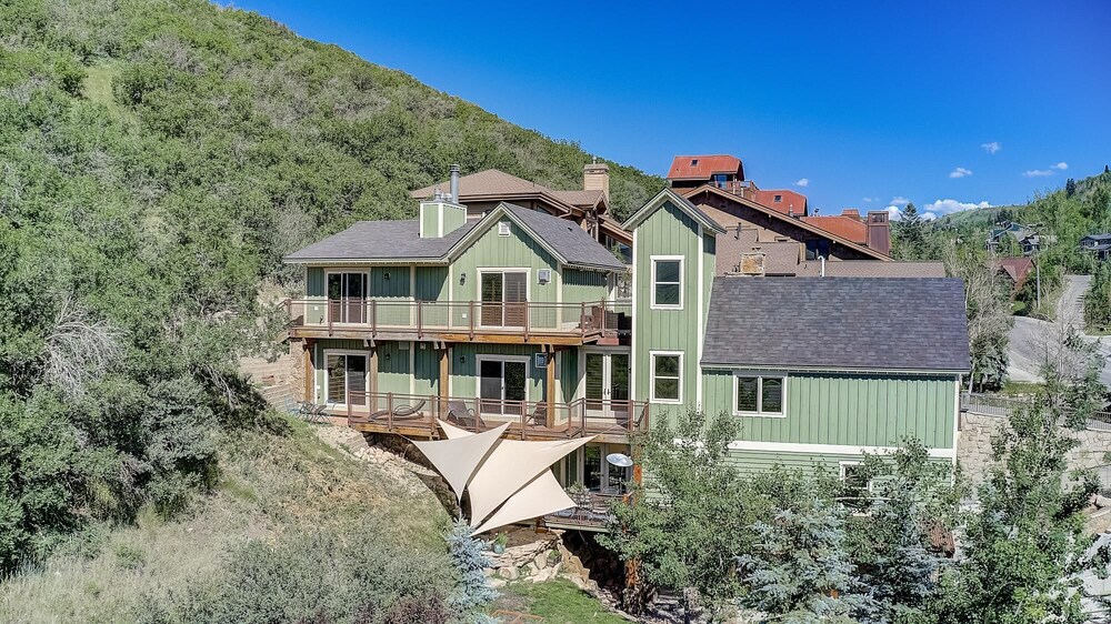 Coopers Collection 52 The Pearl of Park City - featured photo