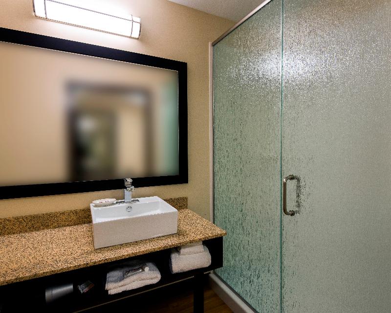 Red Roof Inn PLUS & Suites Malone - photo 31