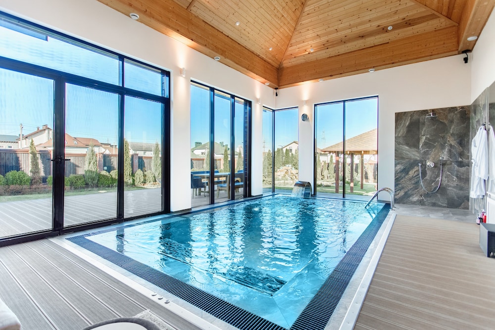 Villa HomeMinsk — 5-Star Luxury Hotel in Minsk, Belarus