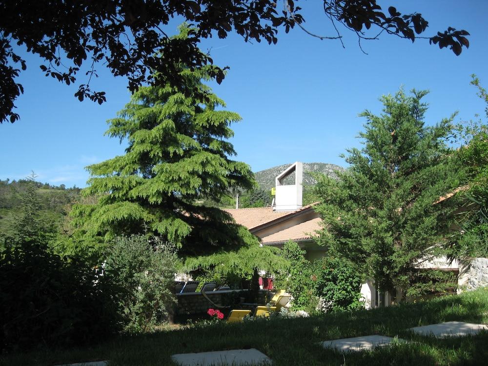 Le Vieil Amandier — hotel in Draguignan