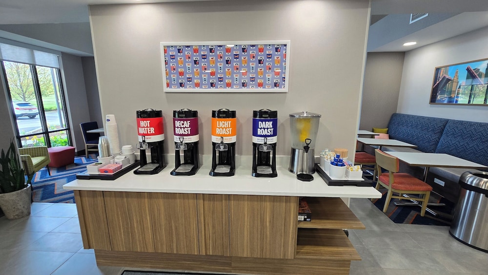 Hampton Inn & Suites Chicago Deer Park - photo 55