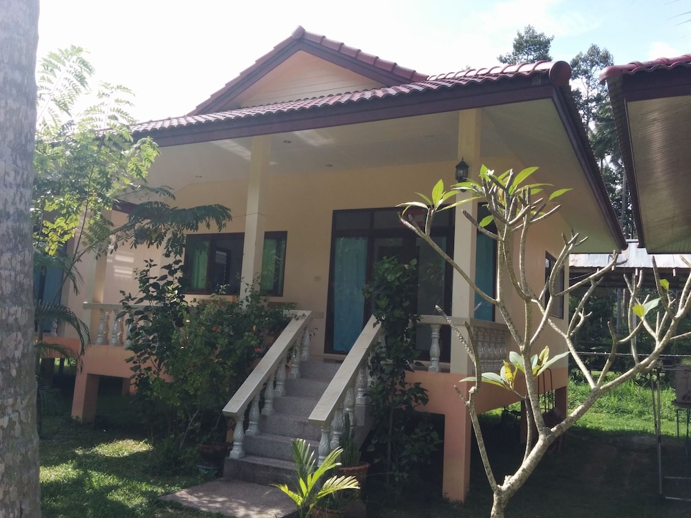 Paradise Garden Resort in Ko Pha Ngan, Thailand