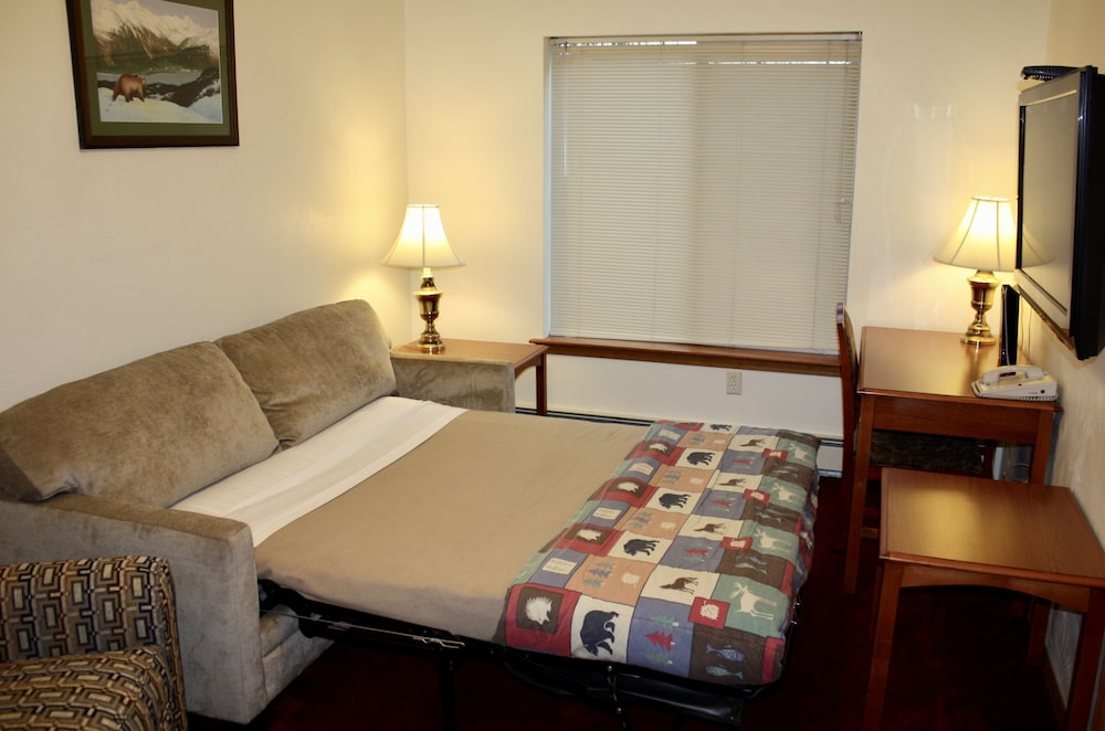 Juneau Hotel - photo 16