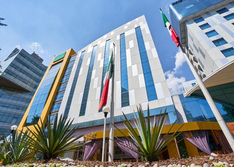 Holiday Inn Express Hotel & Suites Mexico City at the WTC