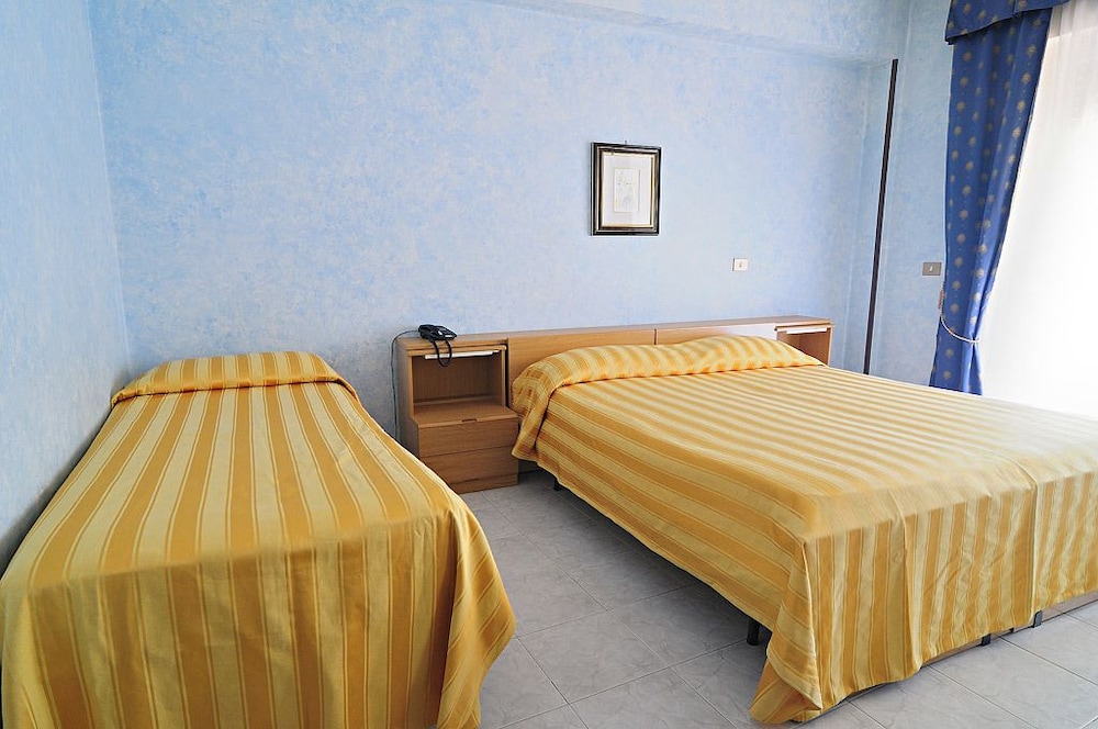 Albergo Paradiso — Montecompatri — photo 4