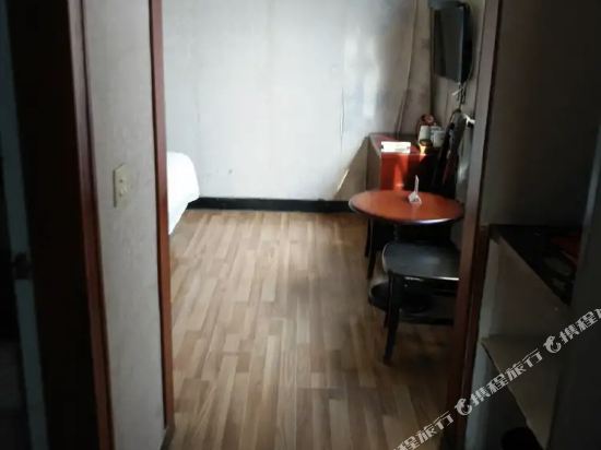 Ronghe Hotel Tongxiang - last minute hotel in Tongxiang