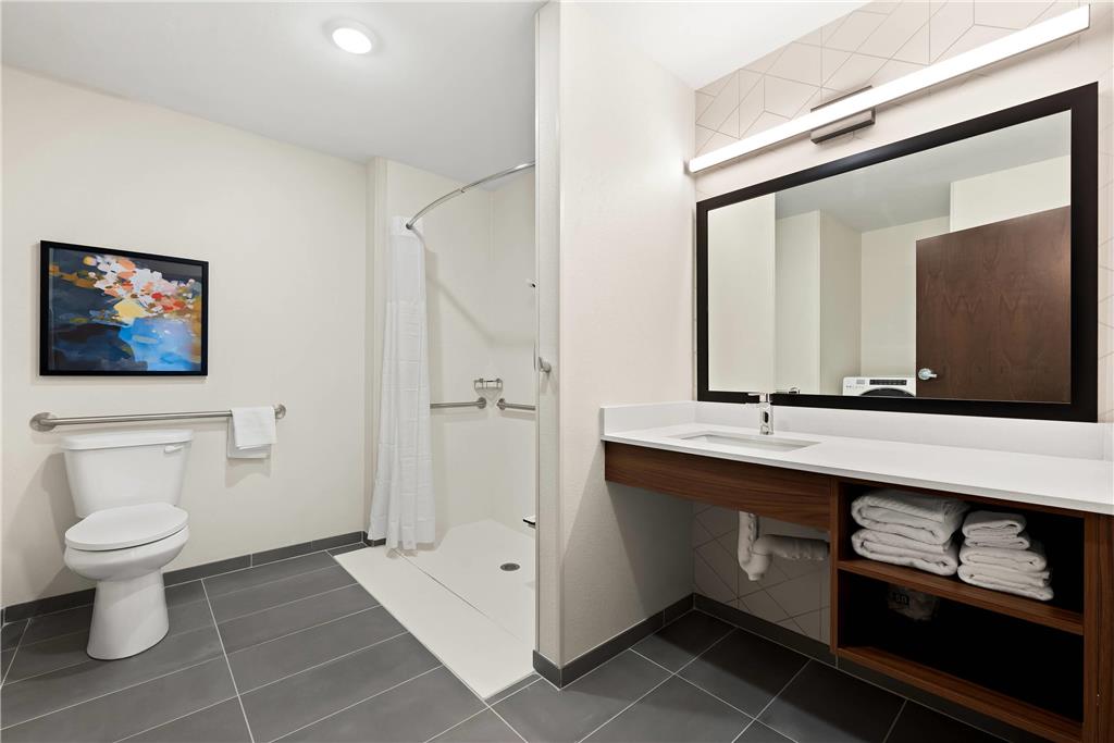 Everhome Suites Huntsville Research Park - photo 13