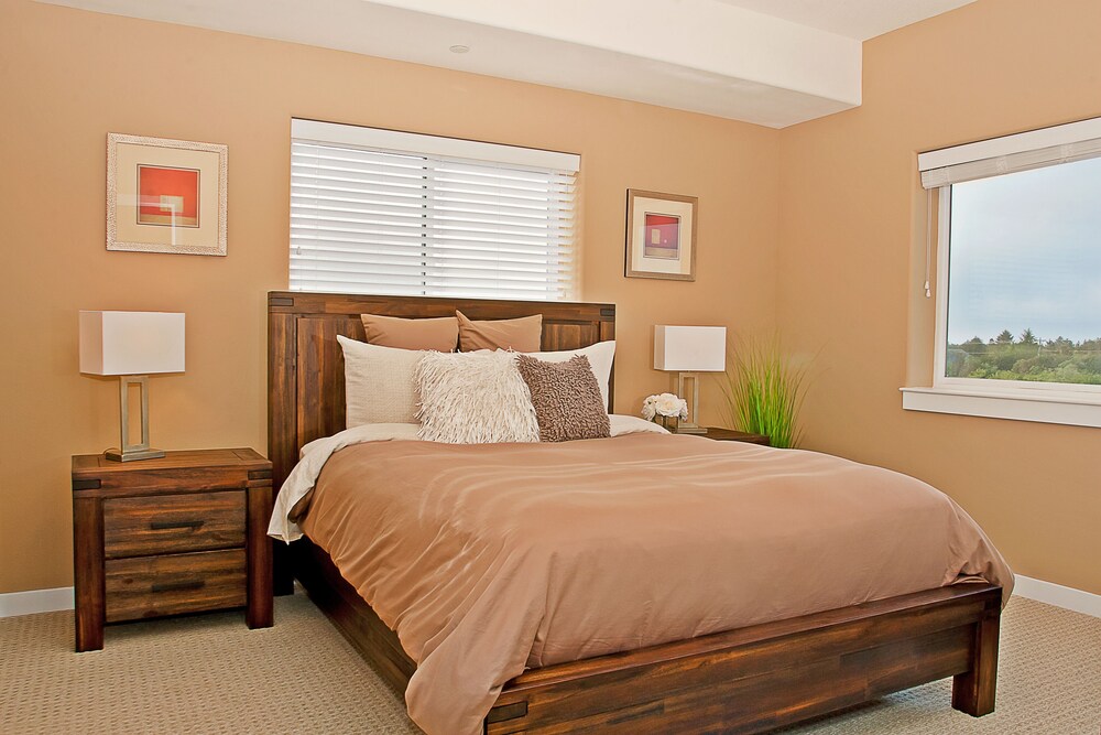 Outlook Condos at Oyhut Bay Resort - photo 8