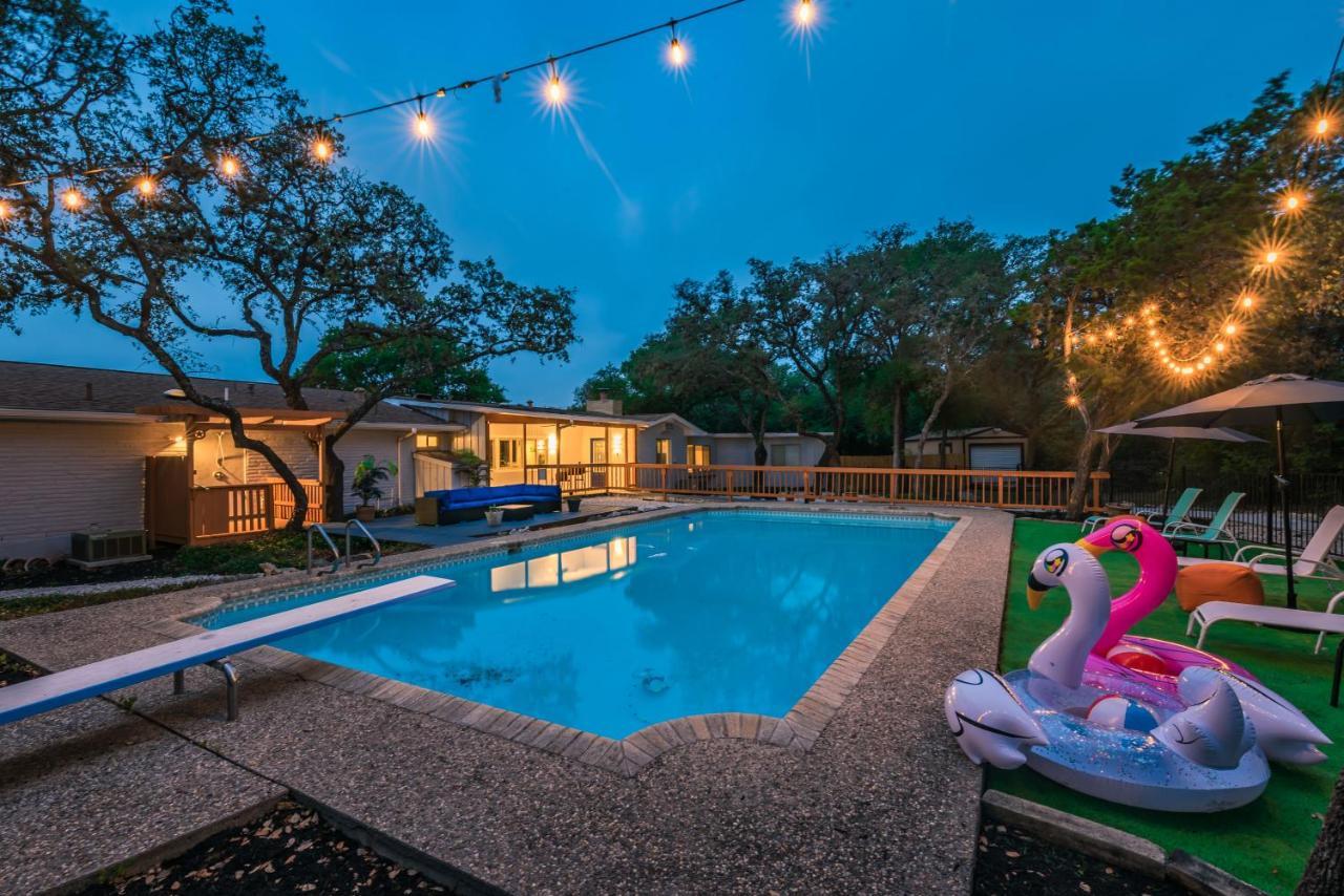 Luxury House by Fiesta Texas & Seaworld with Pool — 4-Star Luxury Hotel in San Antonio, United States