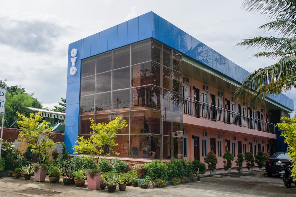 Oyo 615 Cvp Hotel in Magugpo Poblacion, Philippines