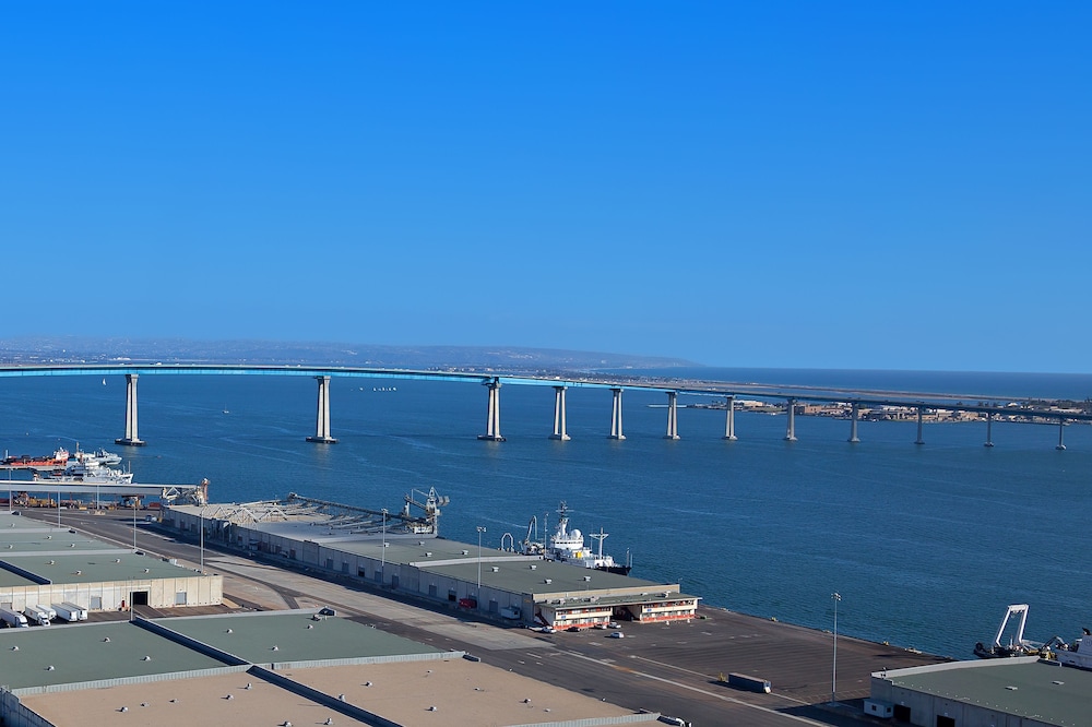 Hilton San Diego Bayfront - photo 56