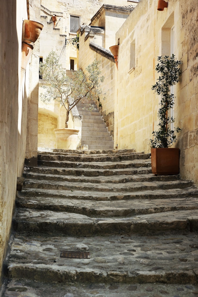 Piano Piano Rooms — Matera