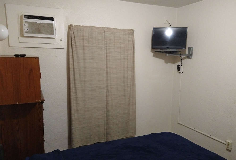 EL Amigo Motel - photo 7