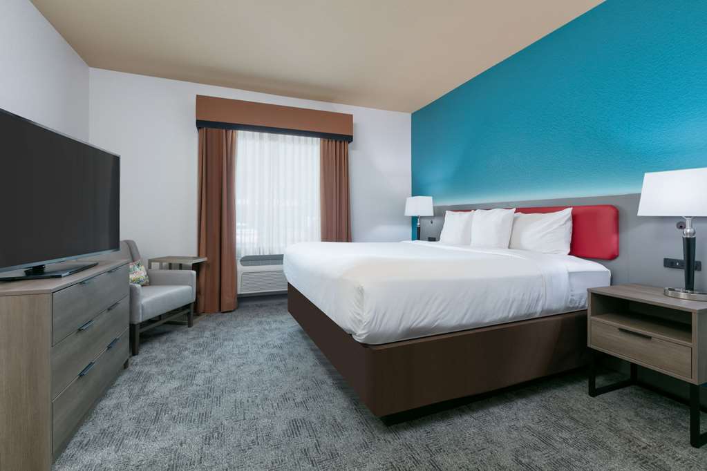 Comfort Suites Arlington Entertainment District - photo 12