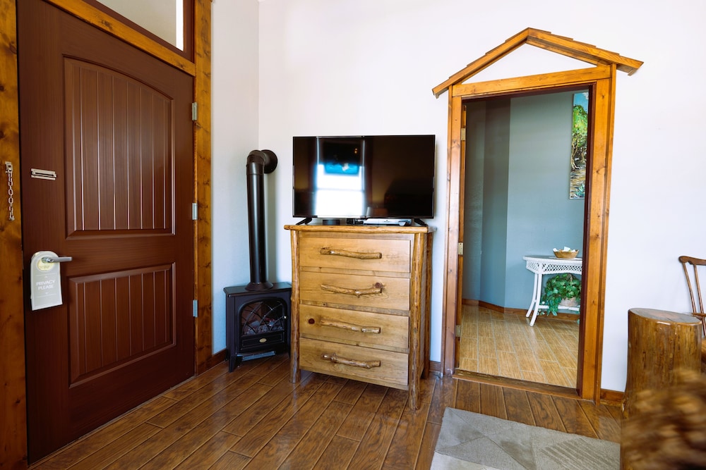 Oaak Tree Hotel - photo 178