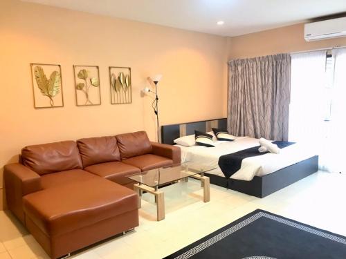 The Luka Guesthouse — 4-Star Luxury Hotel in Phuket, Thailand